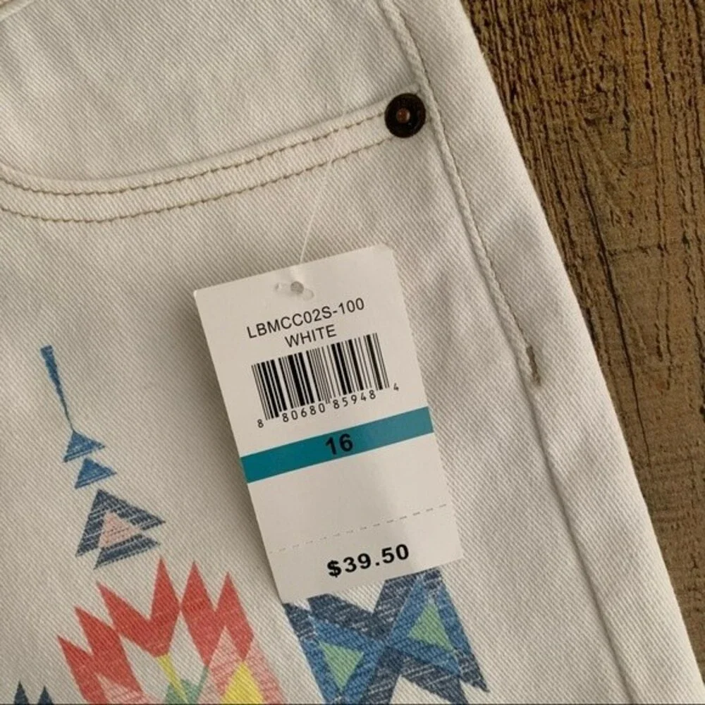 Lucky brand girls white shorts with tribal design - 16